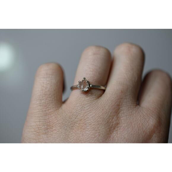 alternative raw diamond engagement ring raw crystal size 4 5 6 7 8 8 9 10 11 12 - Picture 2 of 3